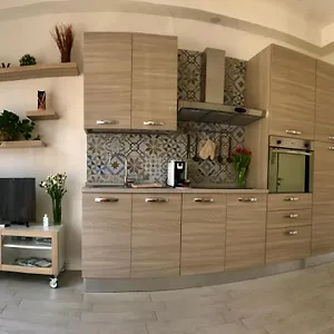 Locchi Suite_ Careggi/meyer/tramvia A Due Passi! Apartamento Florencia