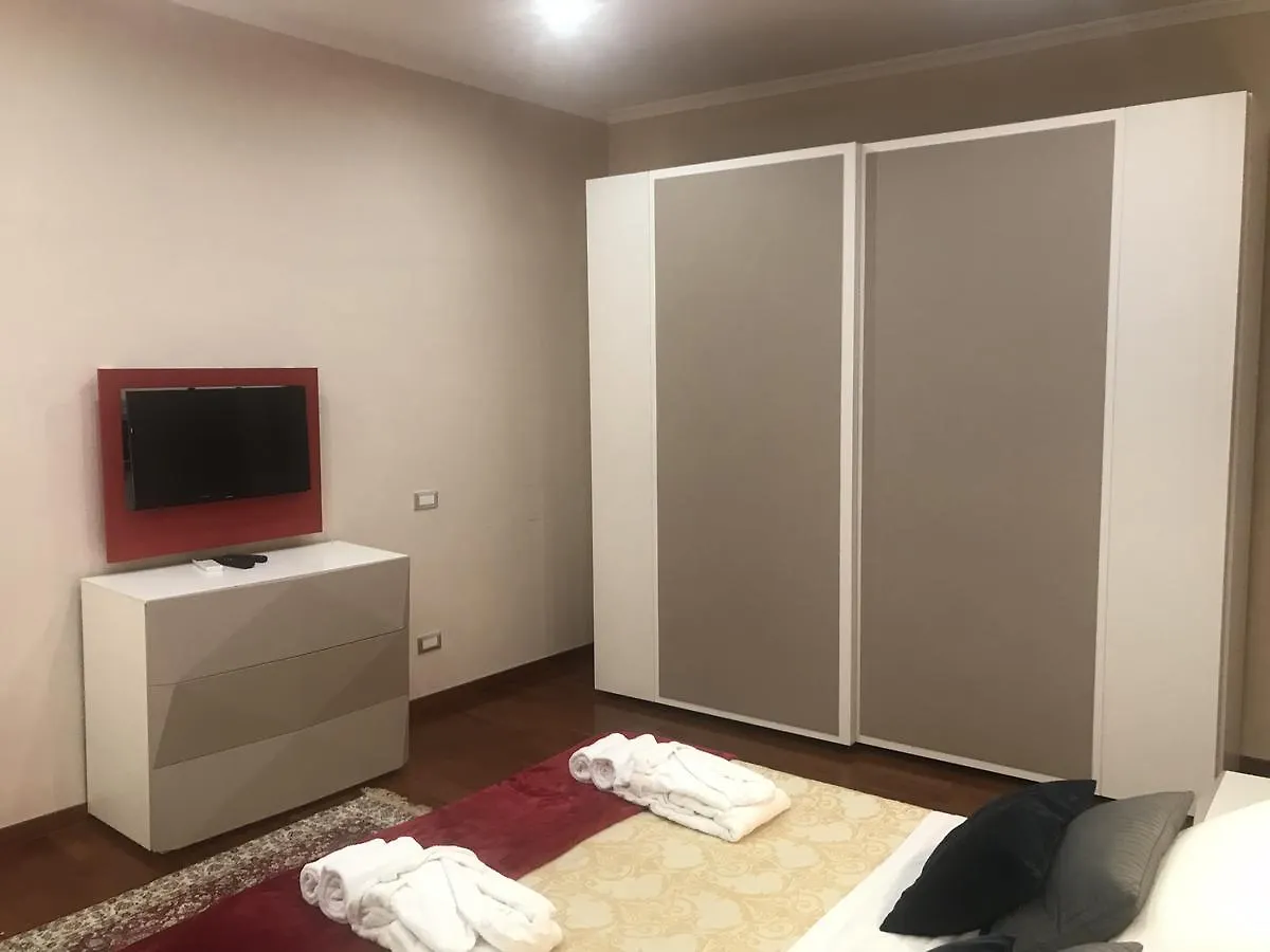 ローマ ディモラ フラッティーナ Bed & Breakfast ゲストハウス